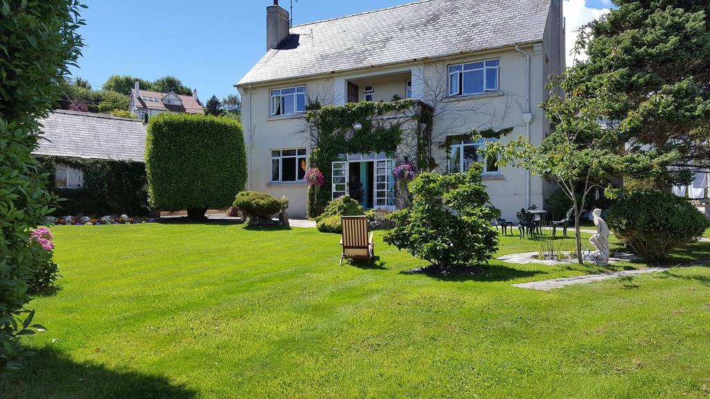 Bed and Breakfast Wychwood House Penally Exterior foto